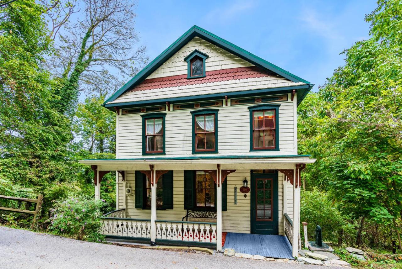 Enchanting Cottage, Walk To Downtown ฮาร์เปอร์ส เฟอร์รี ภายนอก รูปภาพ